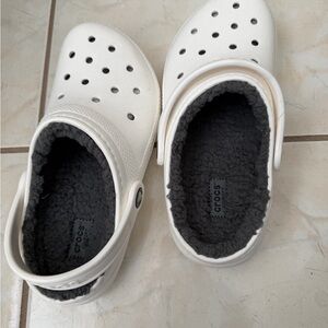 CROCS Kids White Slippers with Gray Fleece